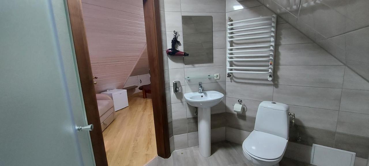 U Stozi Hotel دراغوبرات المظهر الخارجي الصورة